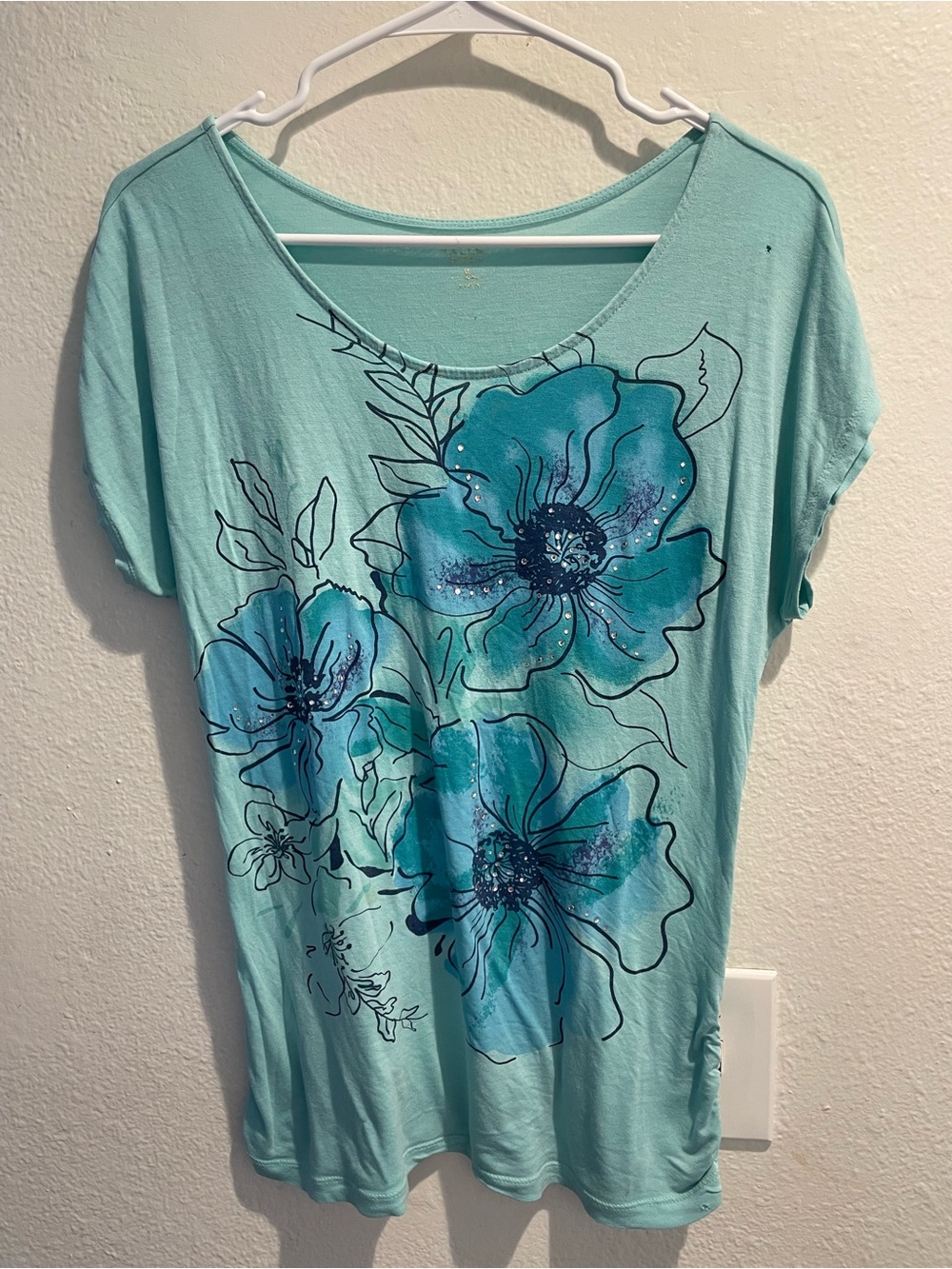 🩵 Madison Blue Turquoise Floral Graphic Tee Rhinestone Embellished